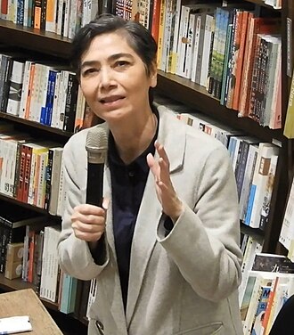 賴佩霞